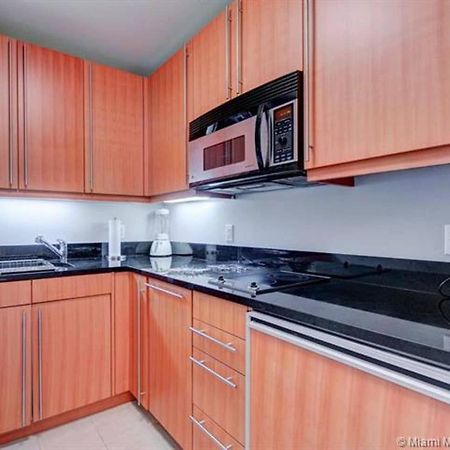 Private Condo Hotel At Four Seasons Brickell Μαϊάμι Εξωτερικό φωτογραφία